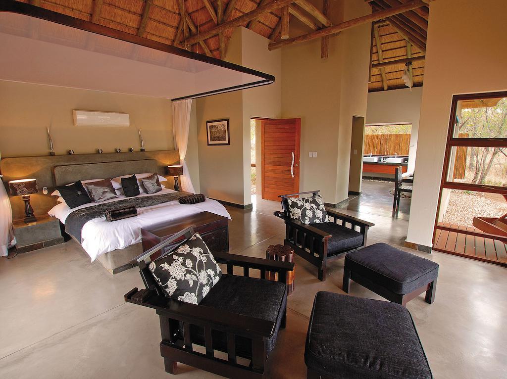 Raptor Retreat Game Lodge Hoedspruit Chambre photo