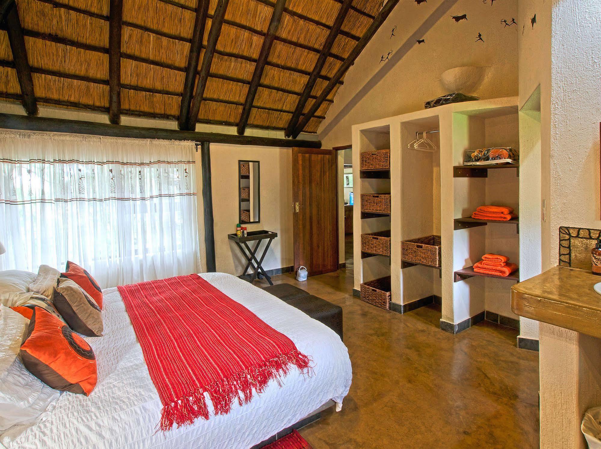 Raptor Retreat Game Lodge Hoedspruit Extérieur photo