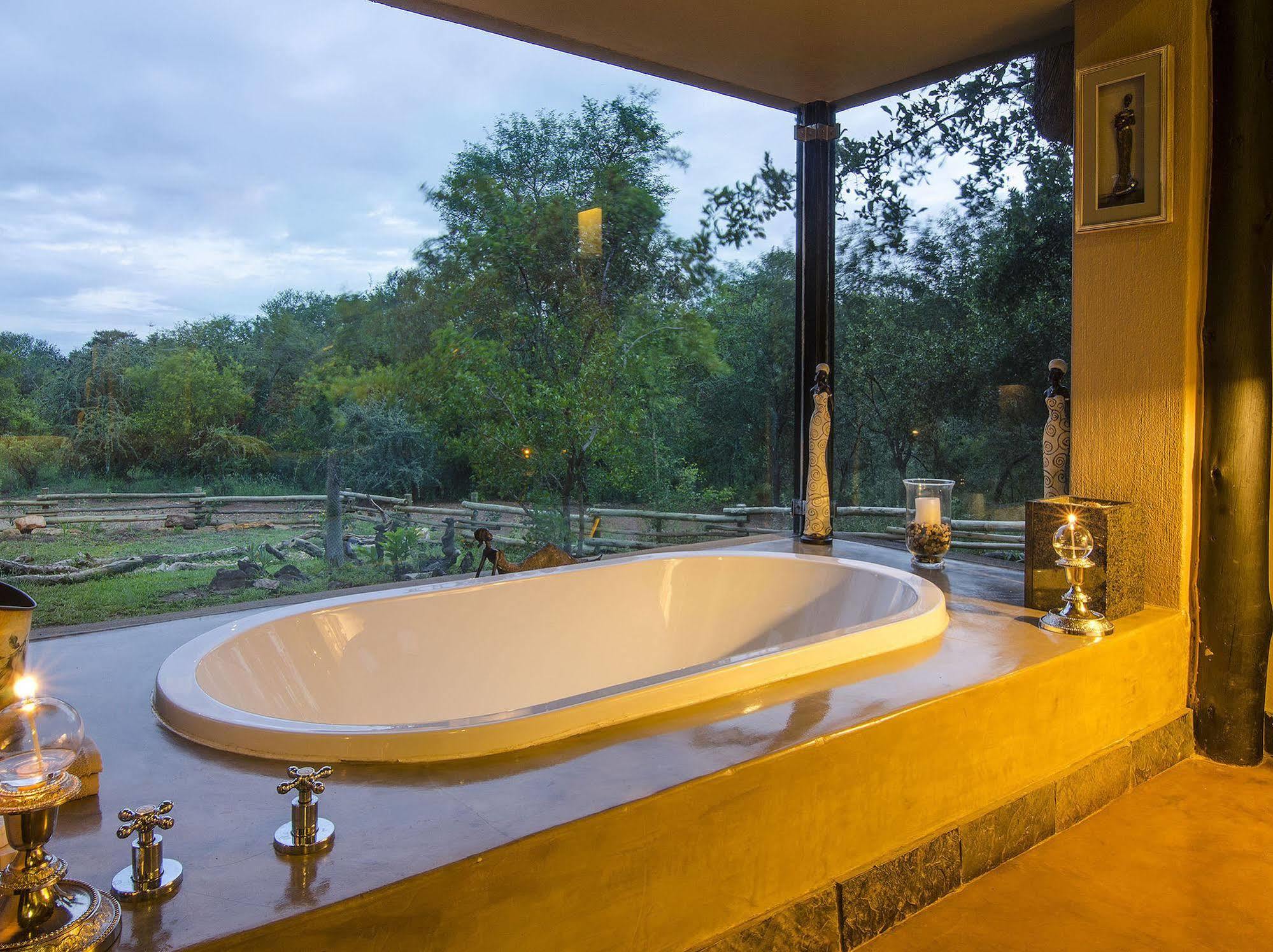Raptor Retreat Game Lodge Hoedspruit Extérieur photo