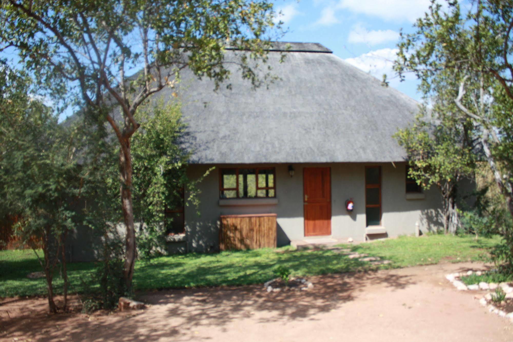 Raptor Retreat Game Lodge Hoedspruit Extérieur photo